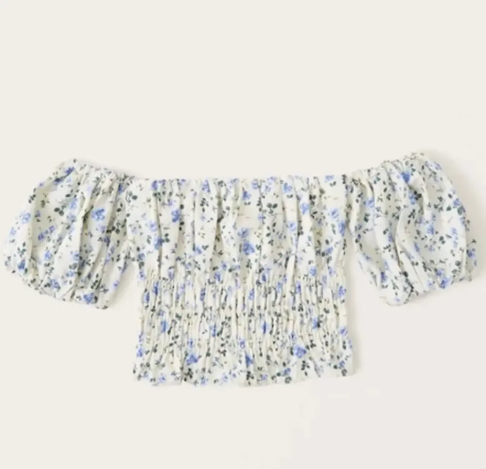 Abercrombie & Fitch Floral Off the Shoulder Puff Sleeve Blouse